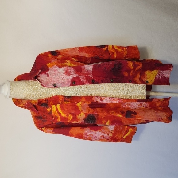 Chico's Artsy Multicolor 3/4 Button Cuff Sleeve 100% Cotton Button Down Top SZ 1 - Picture 10 of 13